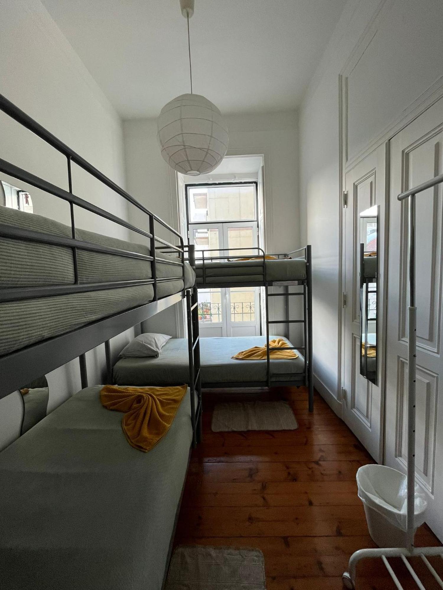 Garden Campo De Ourique Guest House - Hostel Lisboa Exterior foto